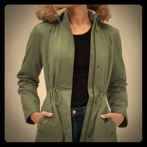 Sherpa lined parka olive jacket coat GAP
